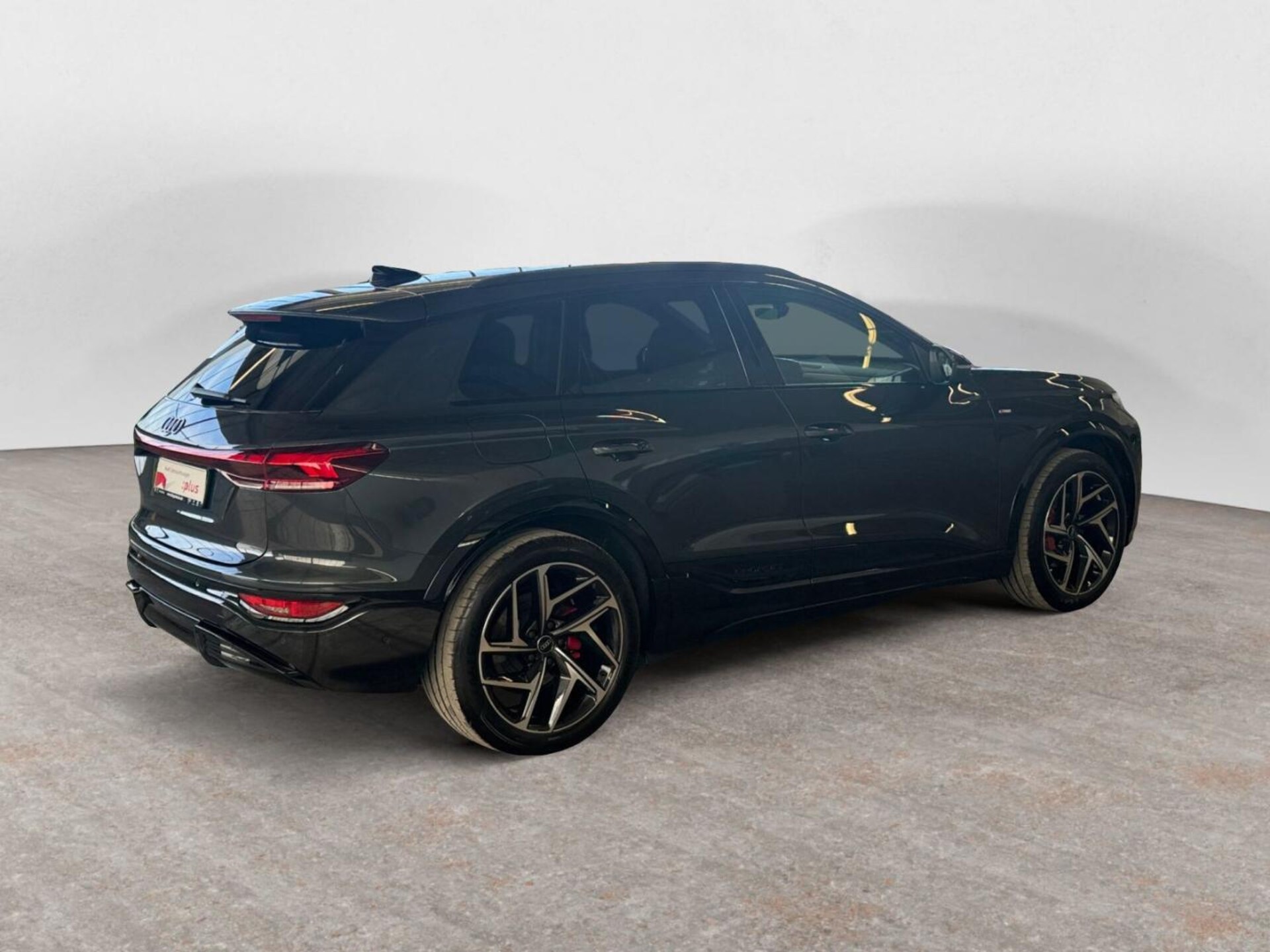 Audi Q6 SUV e-tron