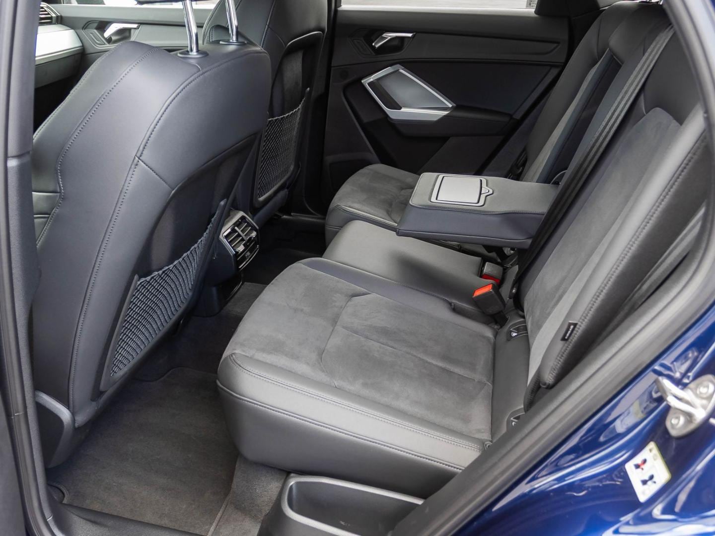 Bild über Audi Q3 Sportback S line 35 TFSI S tronic - für weitere Informationen kontaktieren Sie den Audi Partner