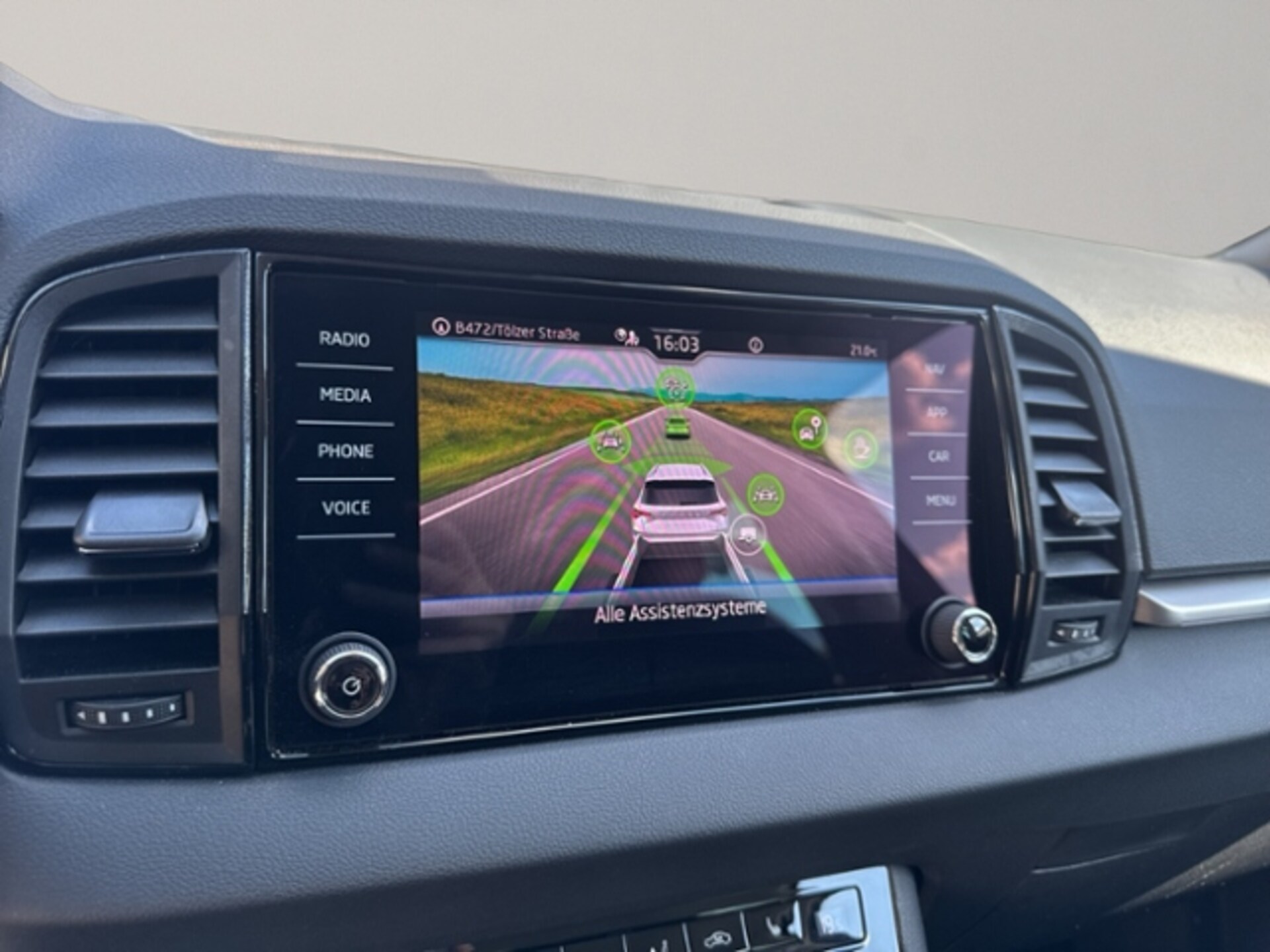 Skoda Karoq Tour