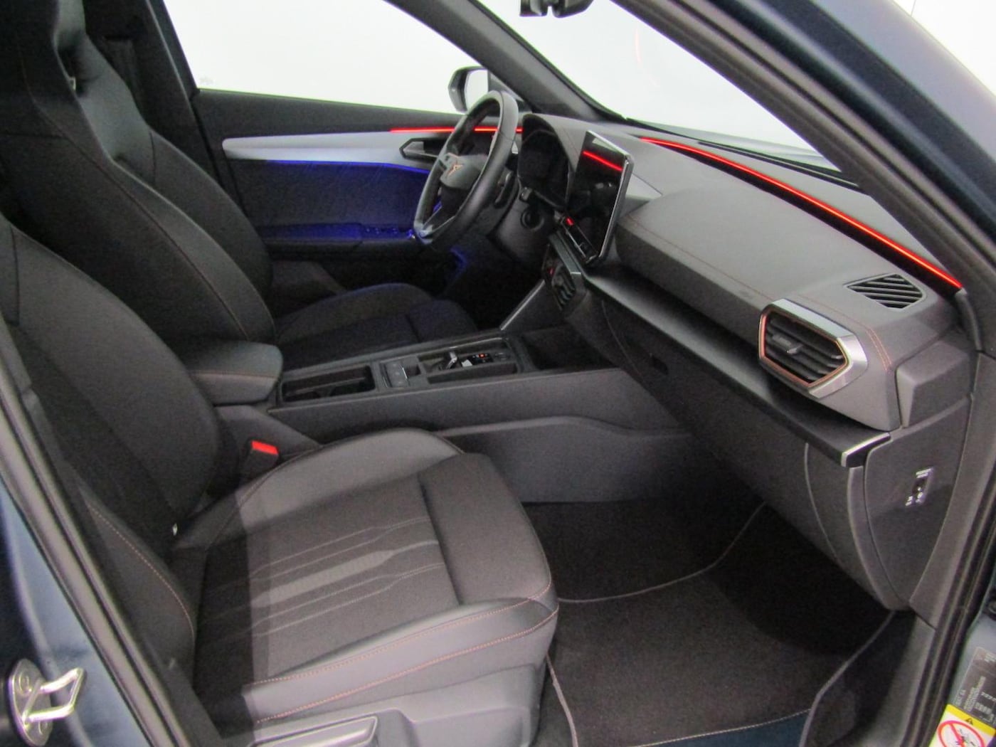 CUPRA Formentor 1.4 e-Hybrid VZ DSG 180 kW (245 CV) — photo 6
