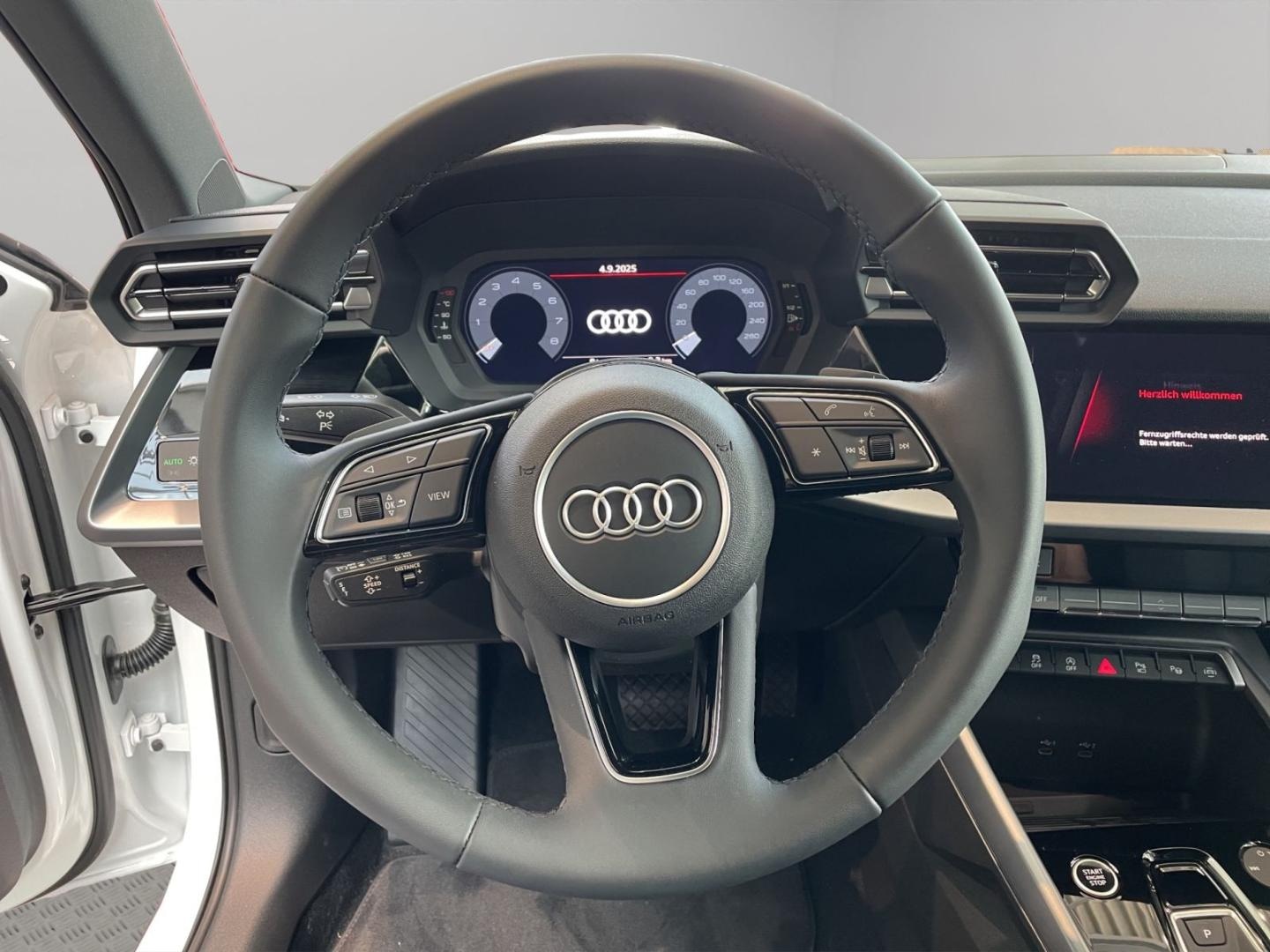 Bild über Audi A3 Sportback advanced 30 TFSI S tronic - für weitere Informationen kontaktieren Sie den Audi Partner