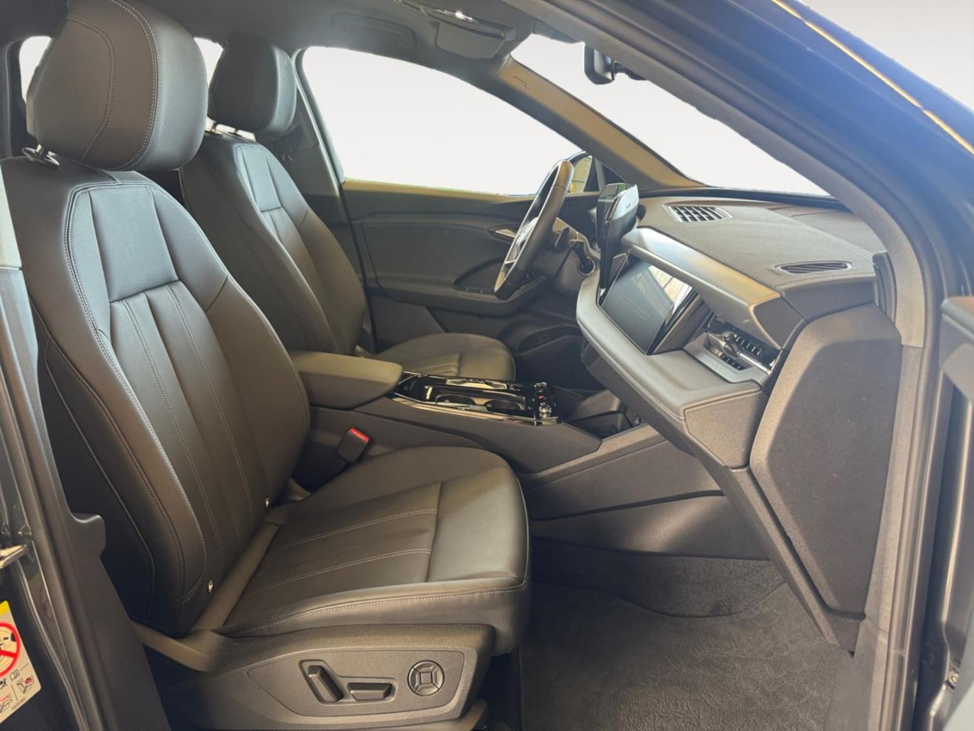 Audi Q6 SUV e-tron