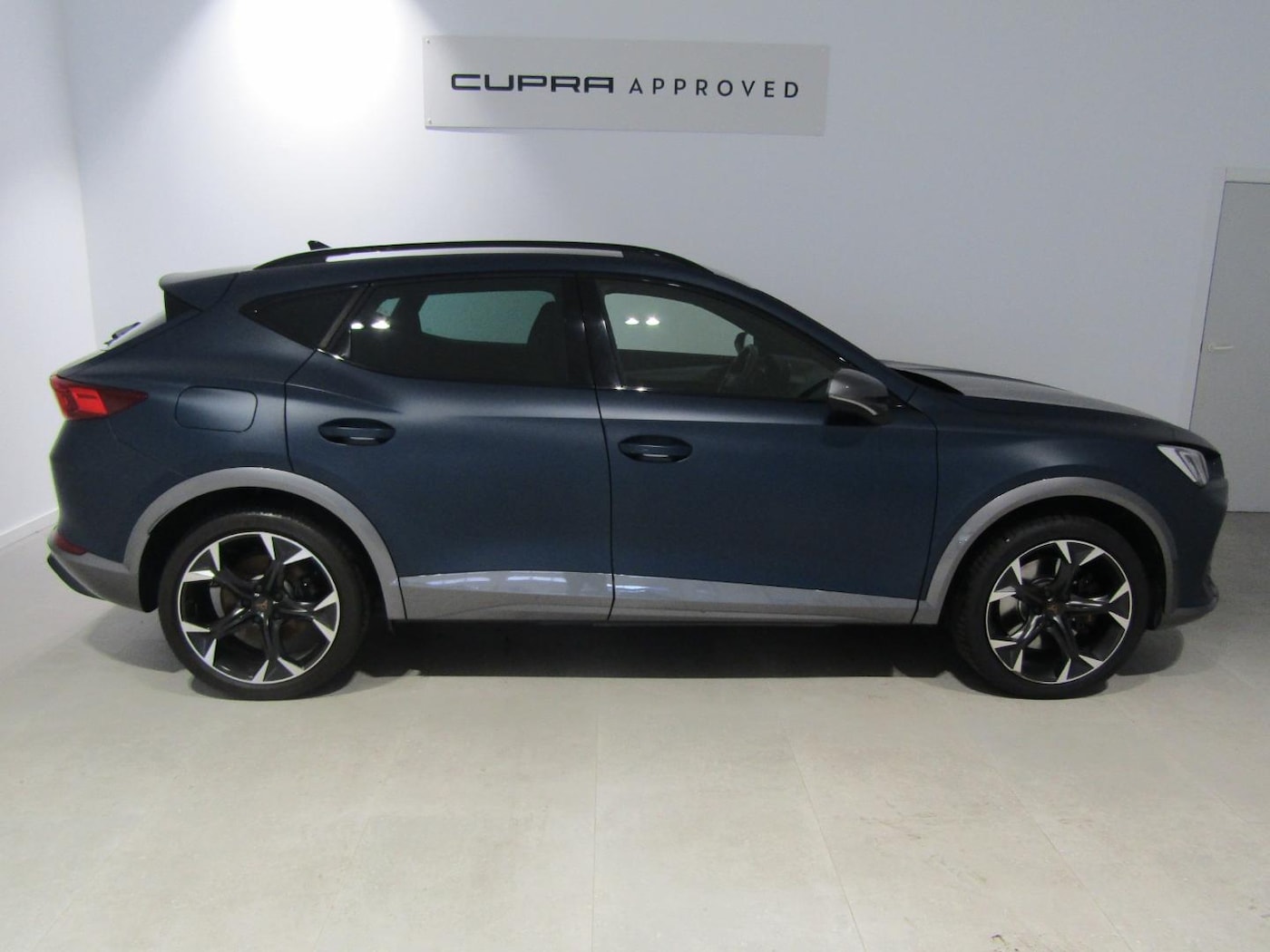 CUPRA Formentor 1.4 e-Hybrid VZ DSG 180 kW (245 CV) — photo 4