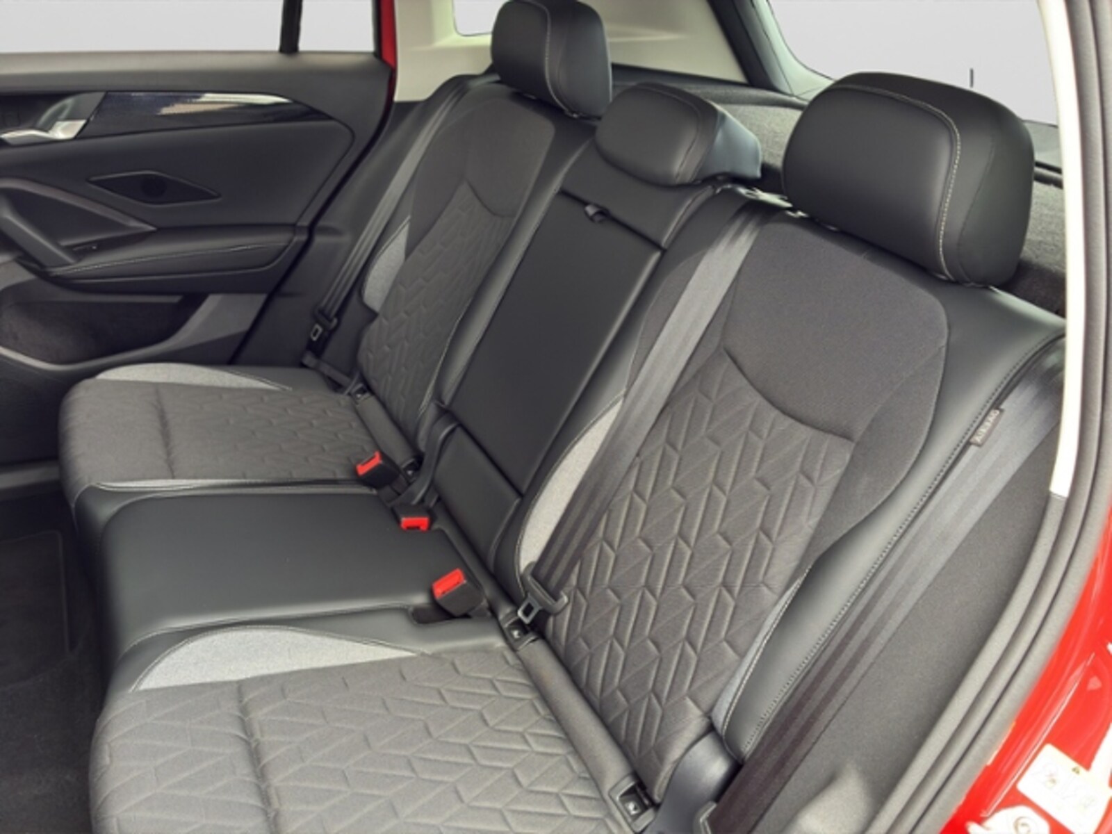 Volkswagen Tiguan – Bild 10