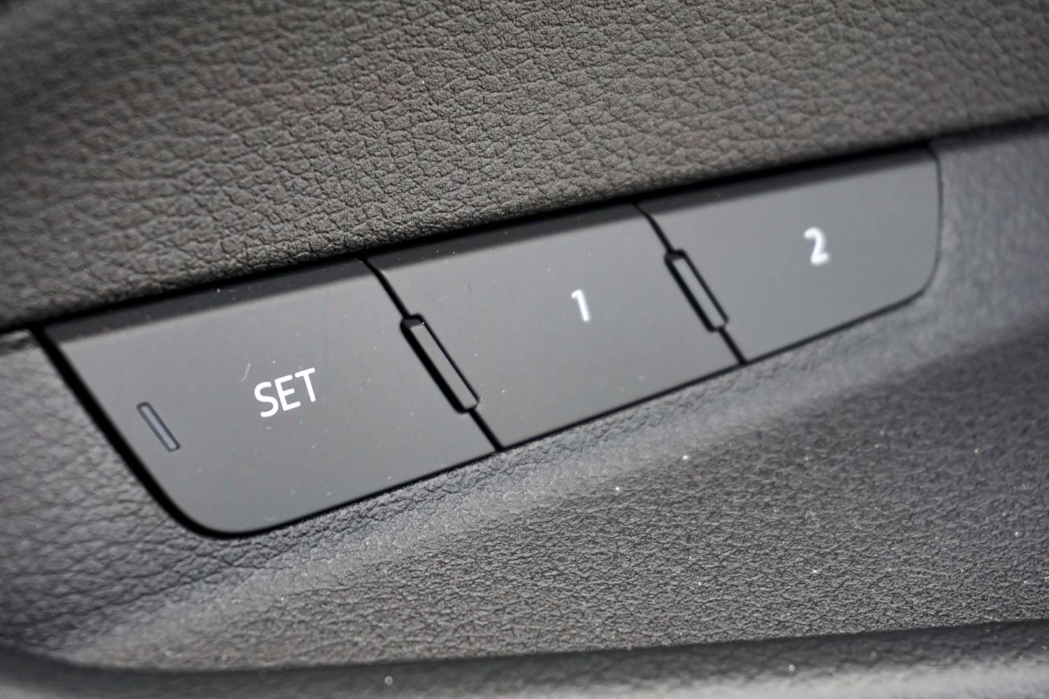 Image about Audi Q8 Sportback e-tron 55 e-tron quattro S line 300,00 kW