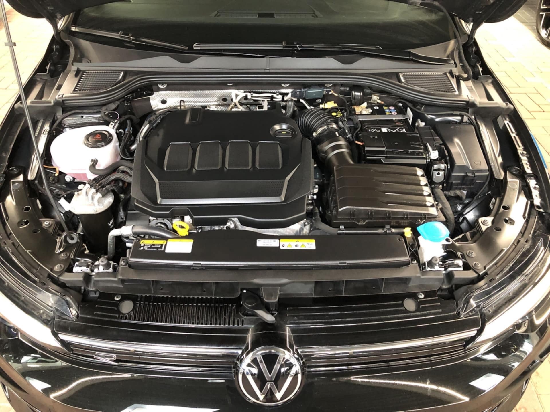 Volkswagen Golf Variant R-Line