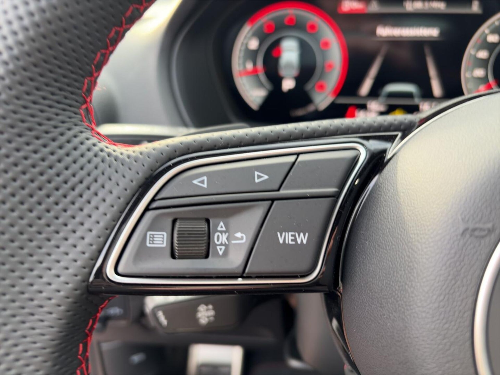 Audi Q2 S line