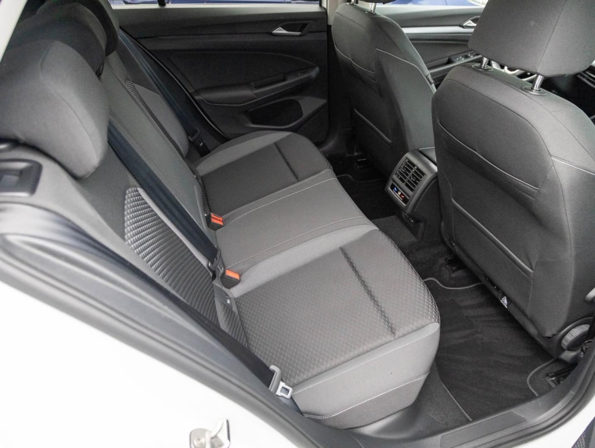 Volkswagen Golf Active