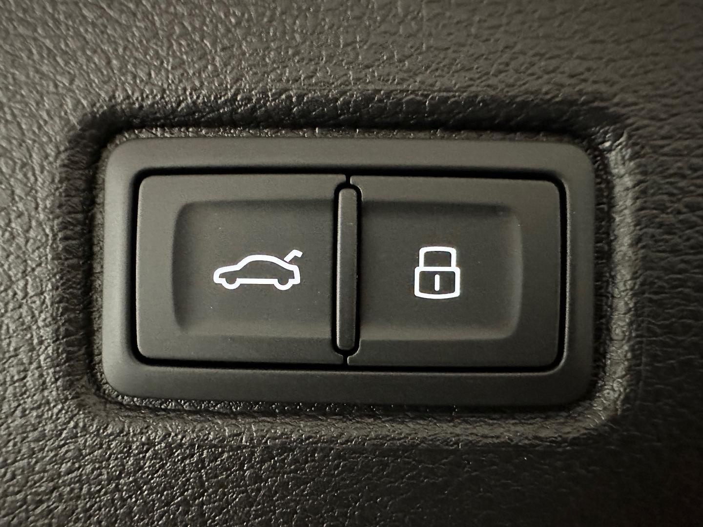 Image about Audi SQ7 SQ7 TFSI 373 kW tiptronic