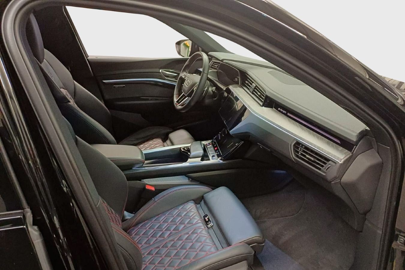 Image about Audi e-tron S Sportback S e-tron quattro