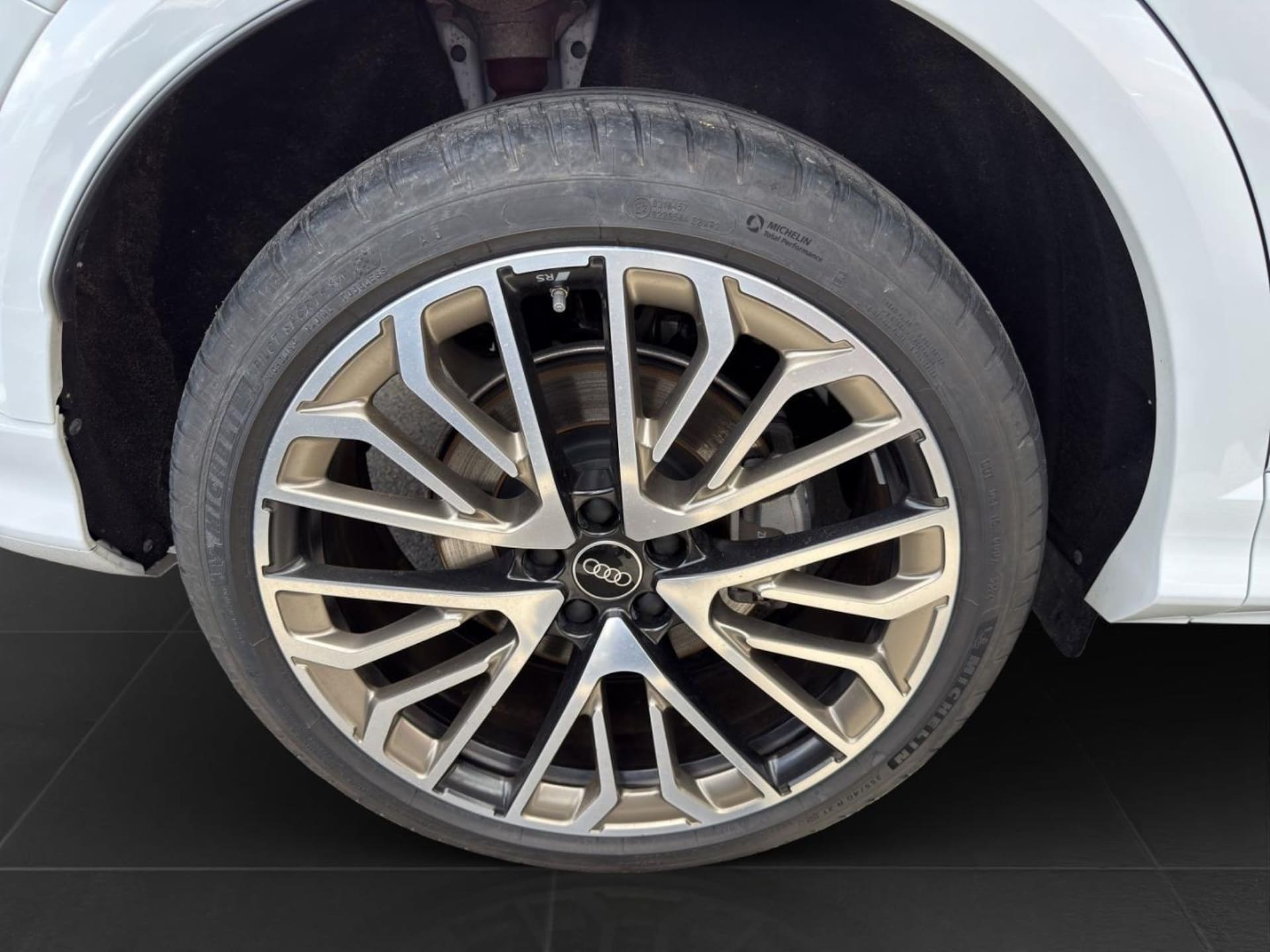 Audi Q5 SUV edition one
