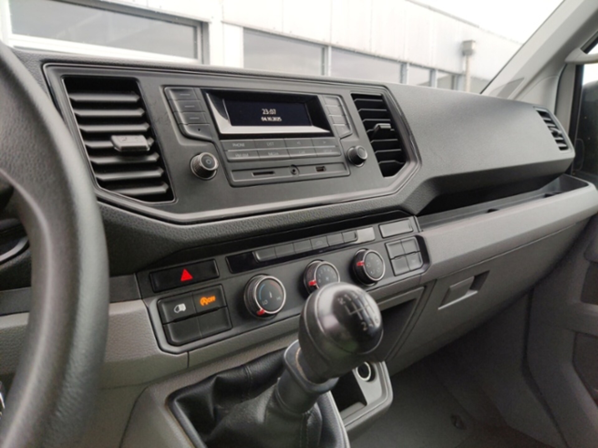 Volkswagen Crafter Kasten mittlerer Radstand