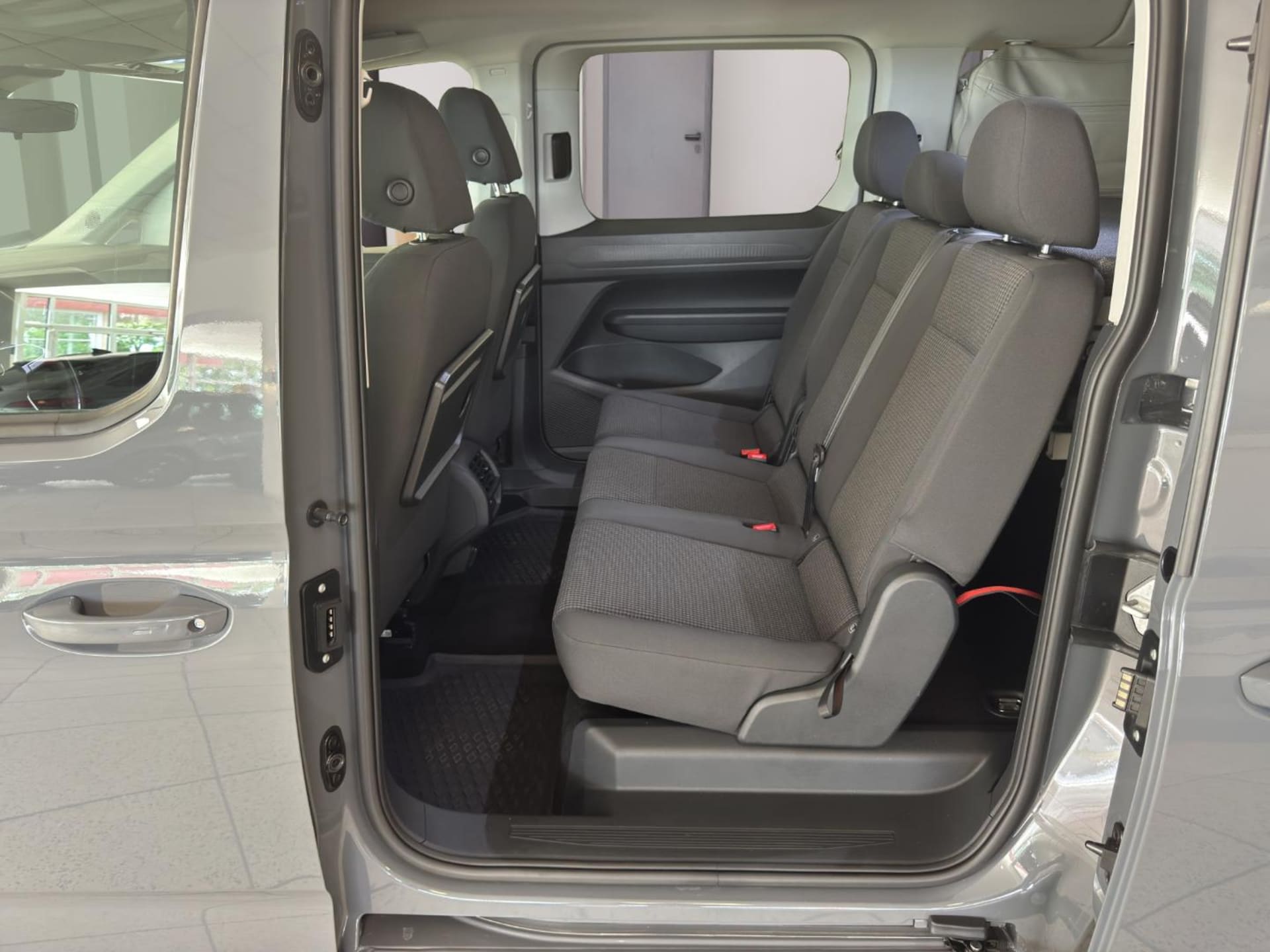 Volkswagen Caddy Maxi California