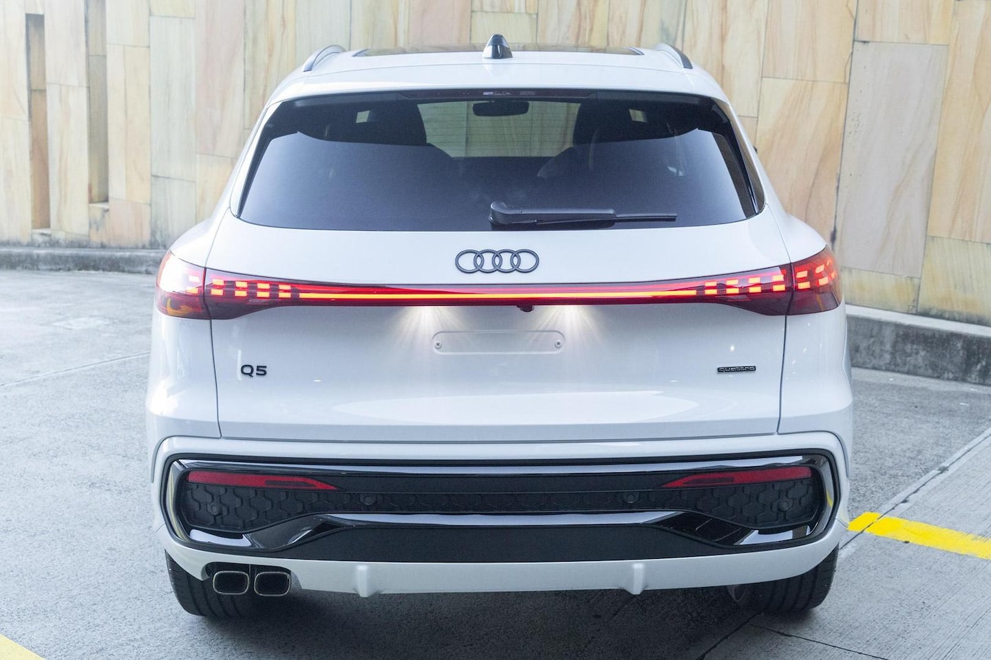 Image about Audi Q5 SUV TDI quattro 150 kW sport