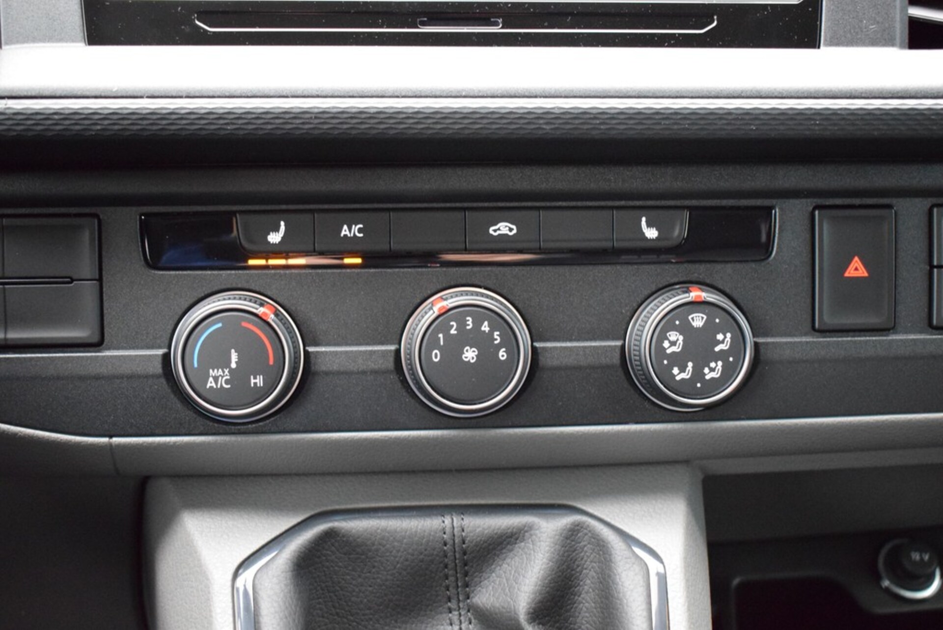 Volkswagen T6.1 Transporter Kasten langer Radstand