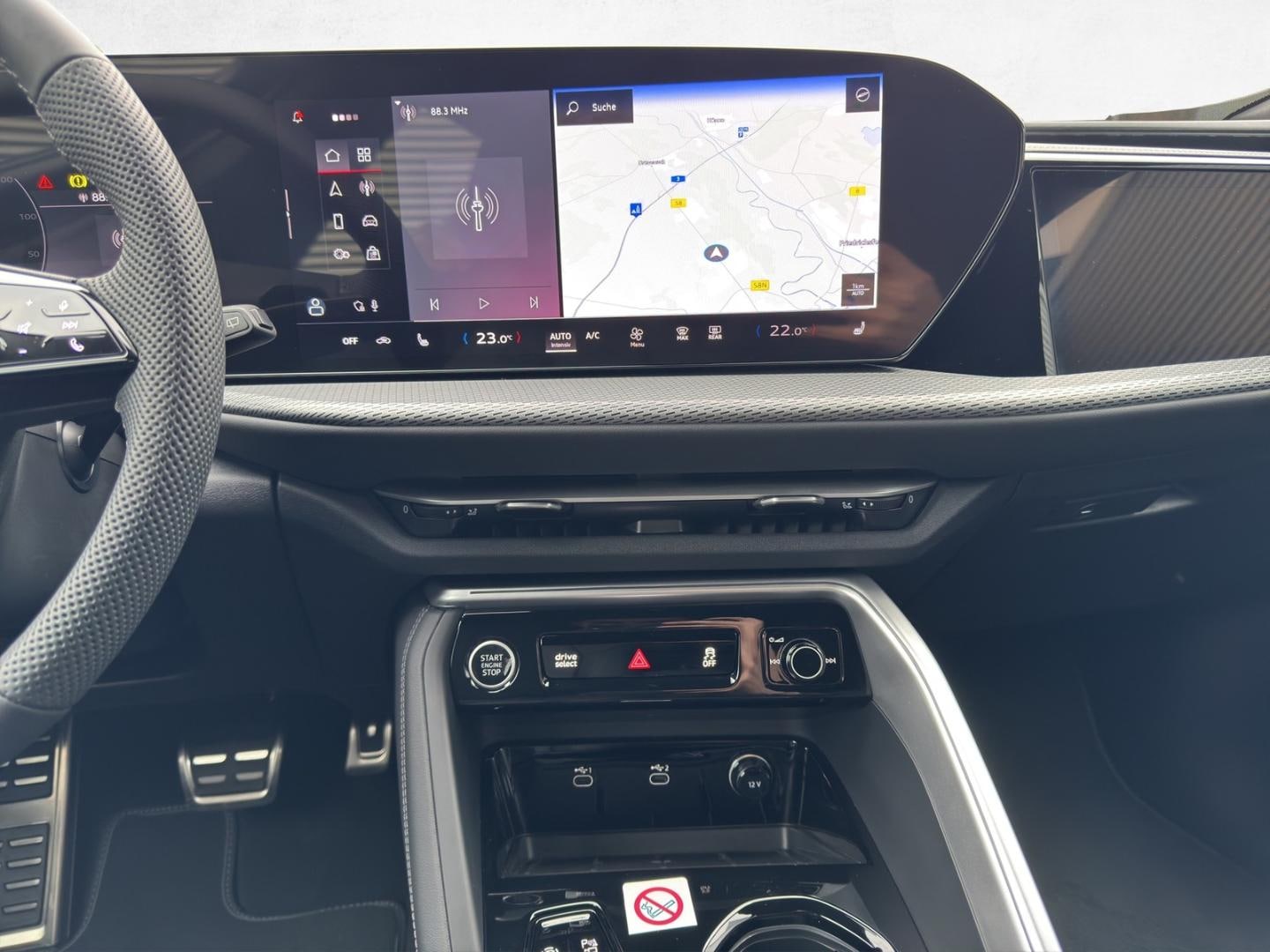 Bild über Audi Q5 SUV TDI quattro 150 kW S tronic - für weitere Informationen kontaktieren Sie den Audi Partner