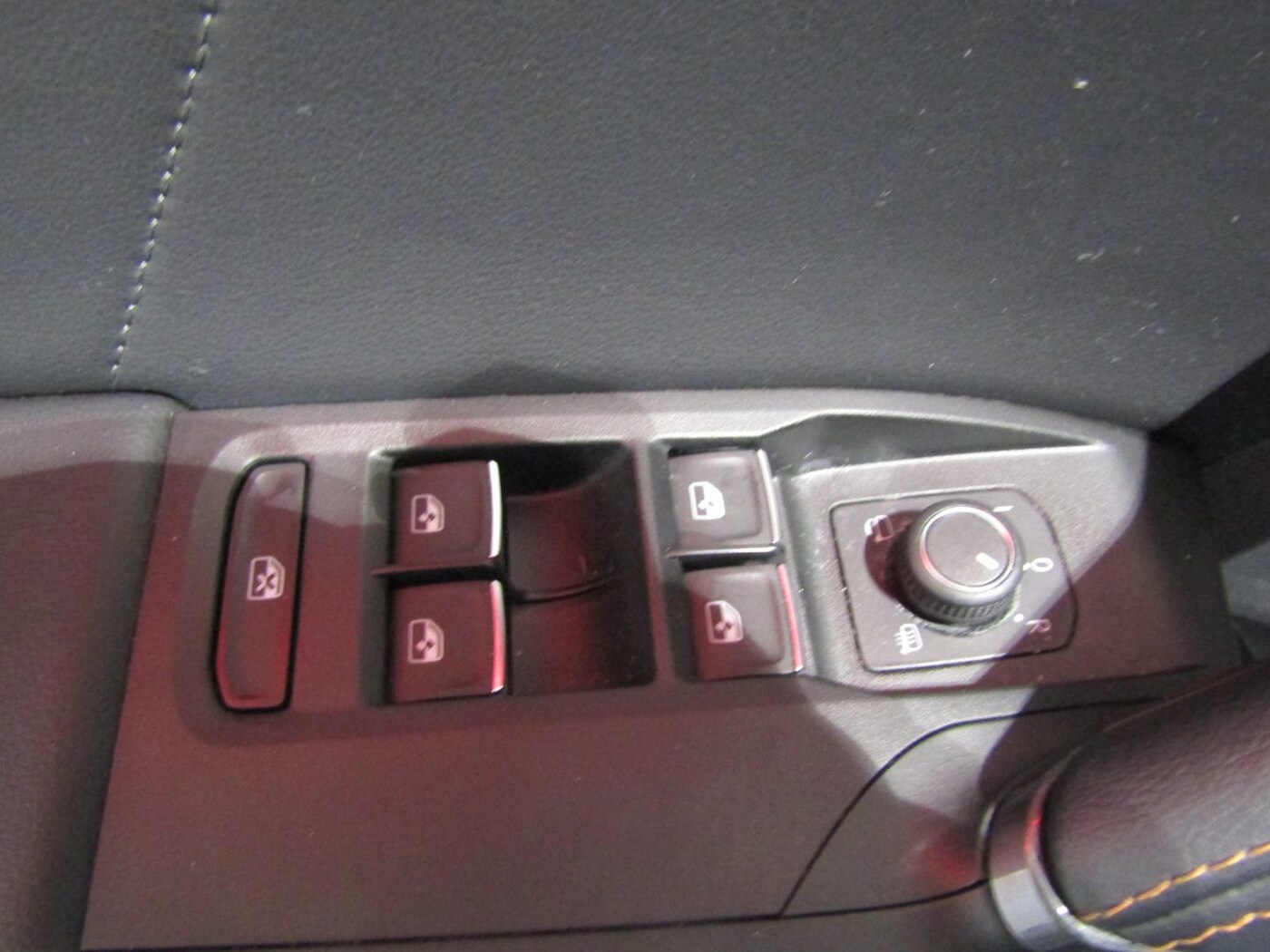 CUPRA Formentor 1.4 e-Hybrid VZ DSG 180 kW (245 CV) — photo 31