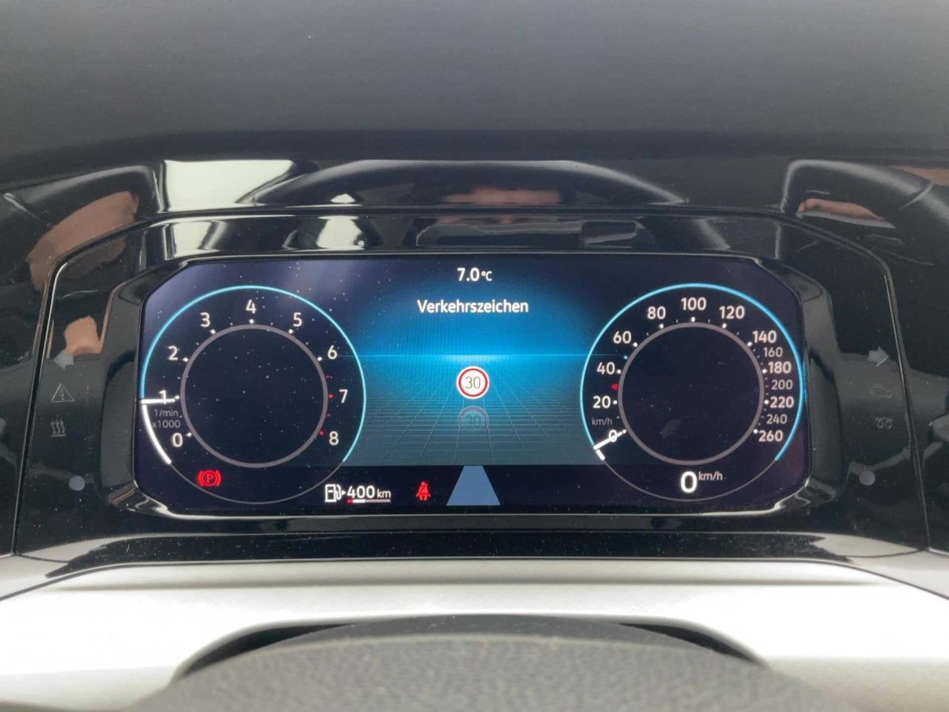 Volkswagen Golf Life