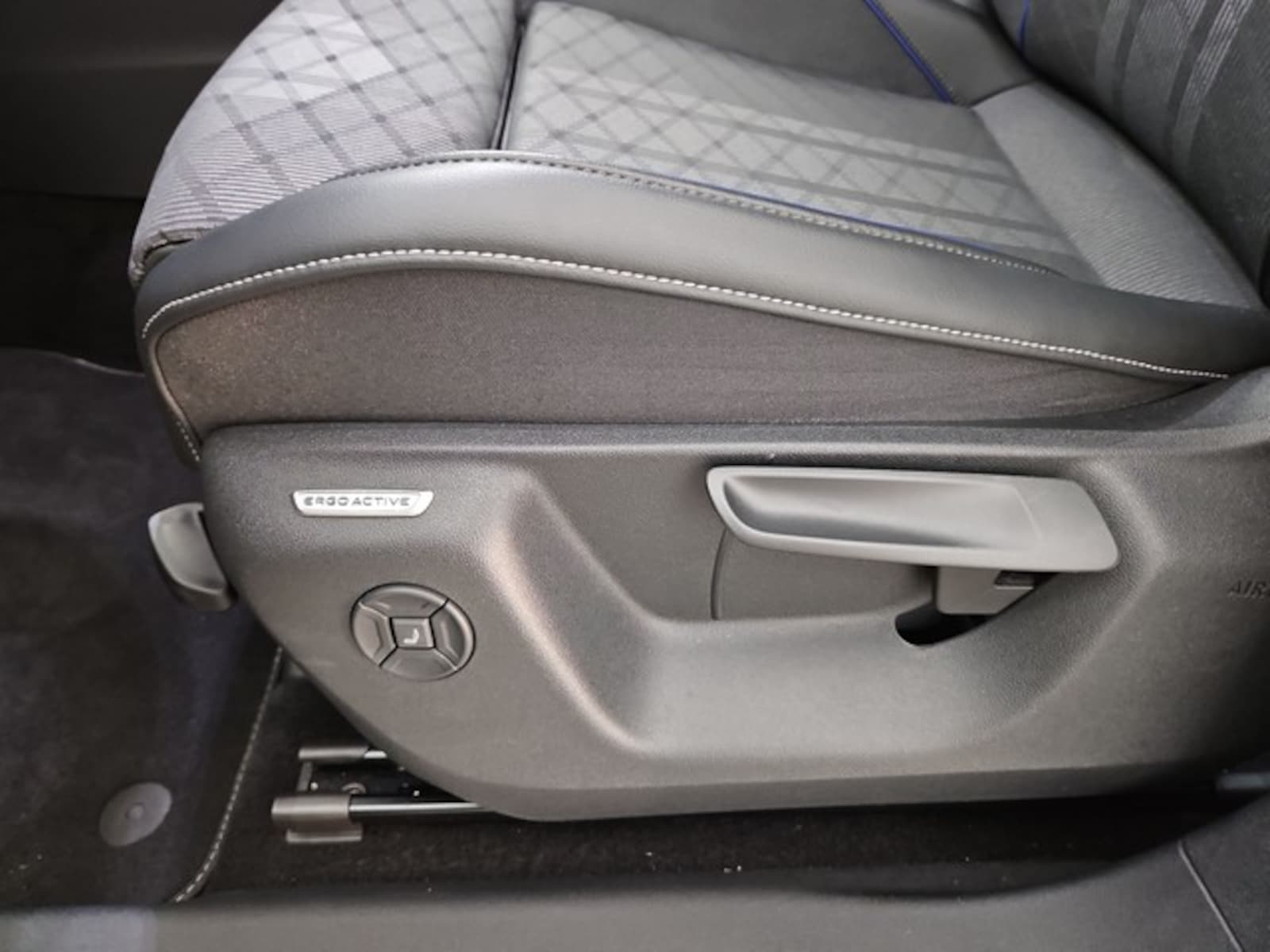 Volkswagen Tiguan – Bild 5