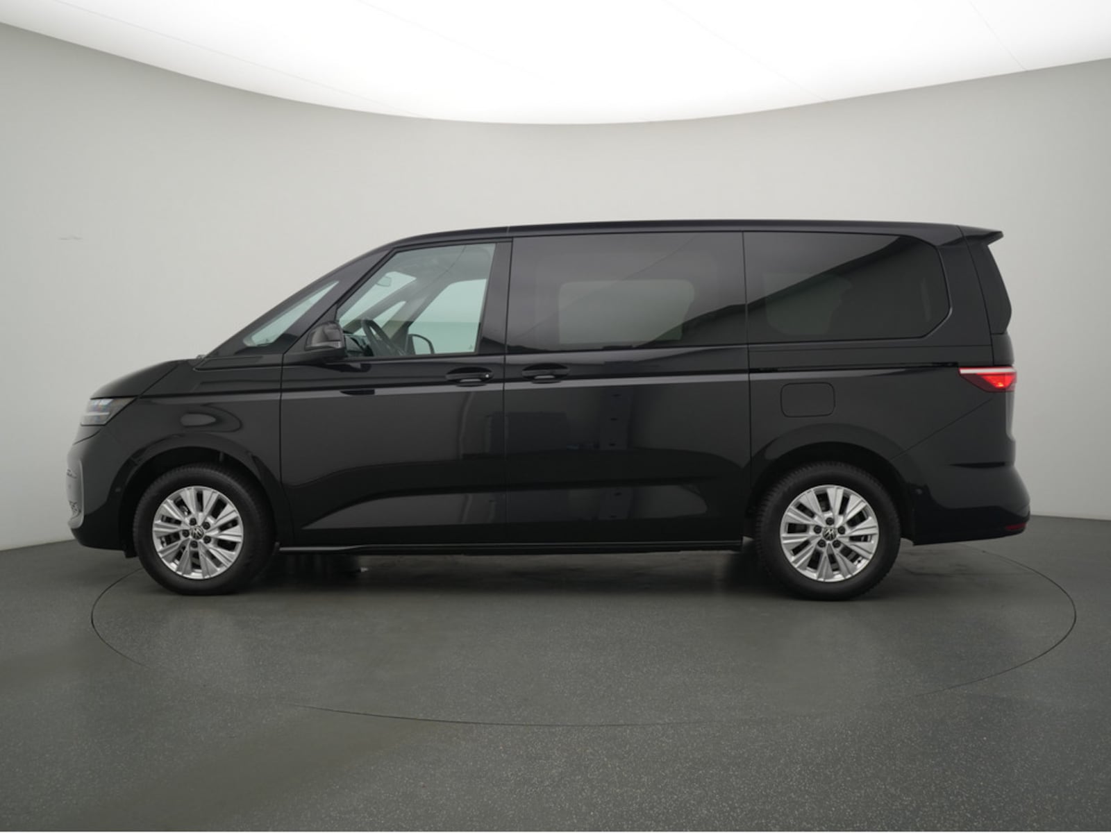 Volkswagen Multivan Langversion – Bild 16