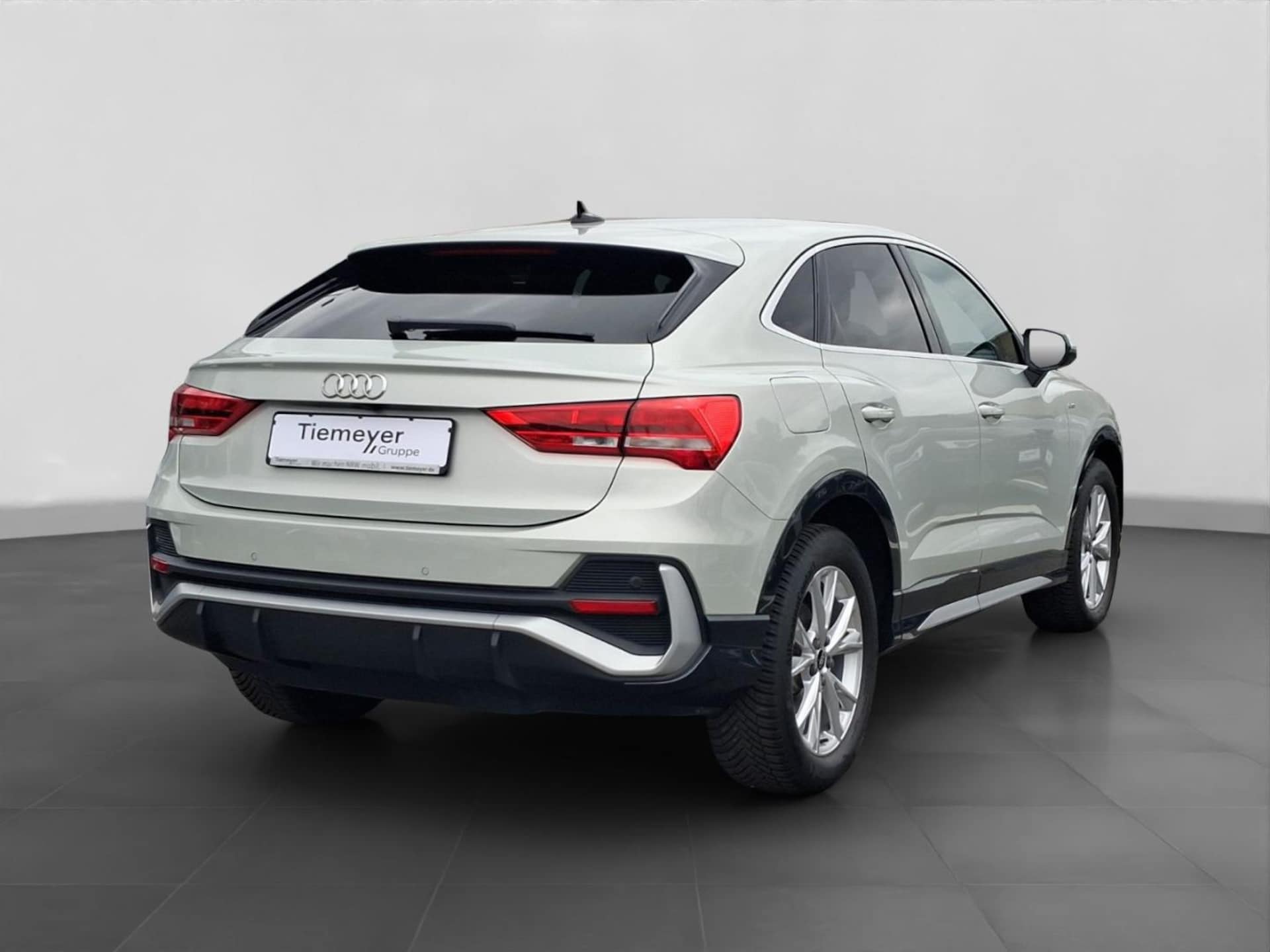 Audi Q3 Sportback S line