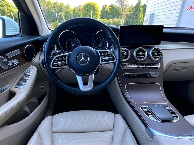 2022 Mercedes-Benz GLC 300