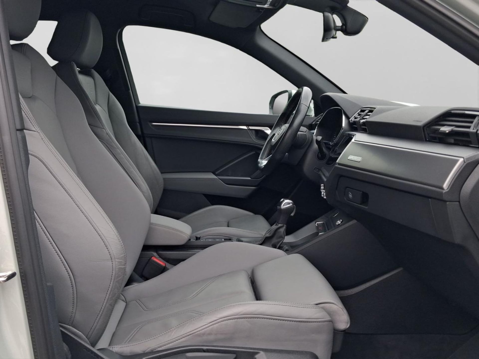Audi Q3 Sportback S line
