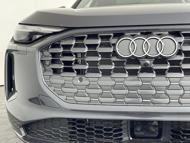 2025 Audi Q5 Premium - Photo 10