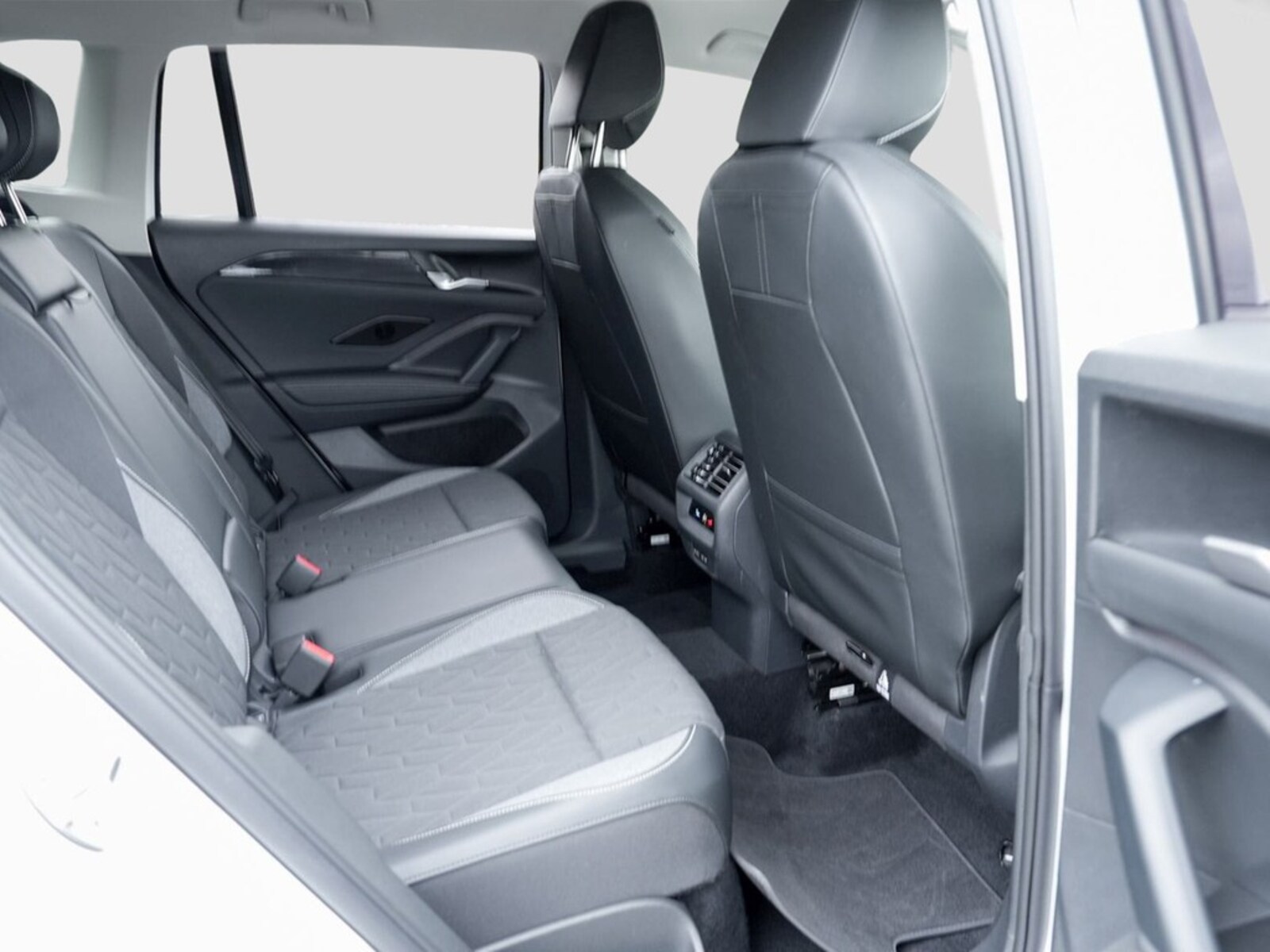 Volkswagen Tiguan – Bild 10