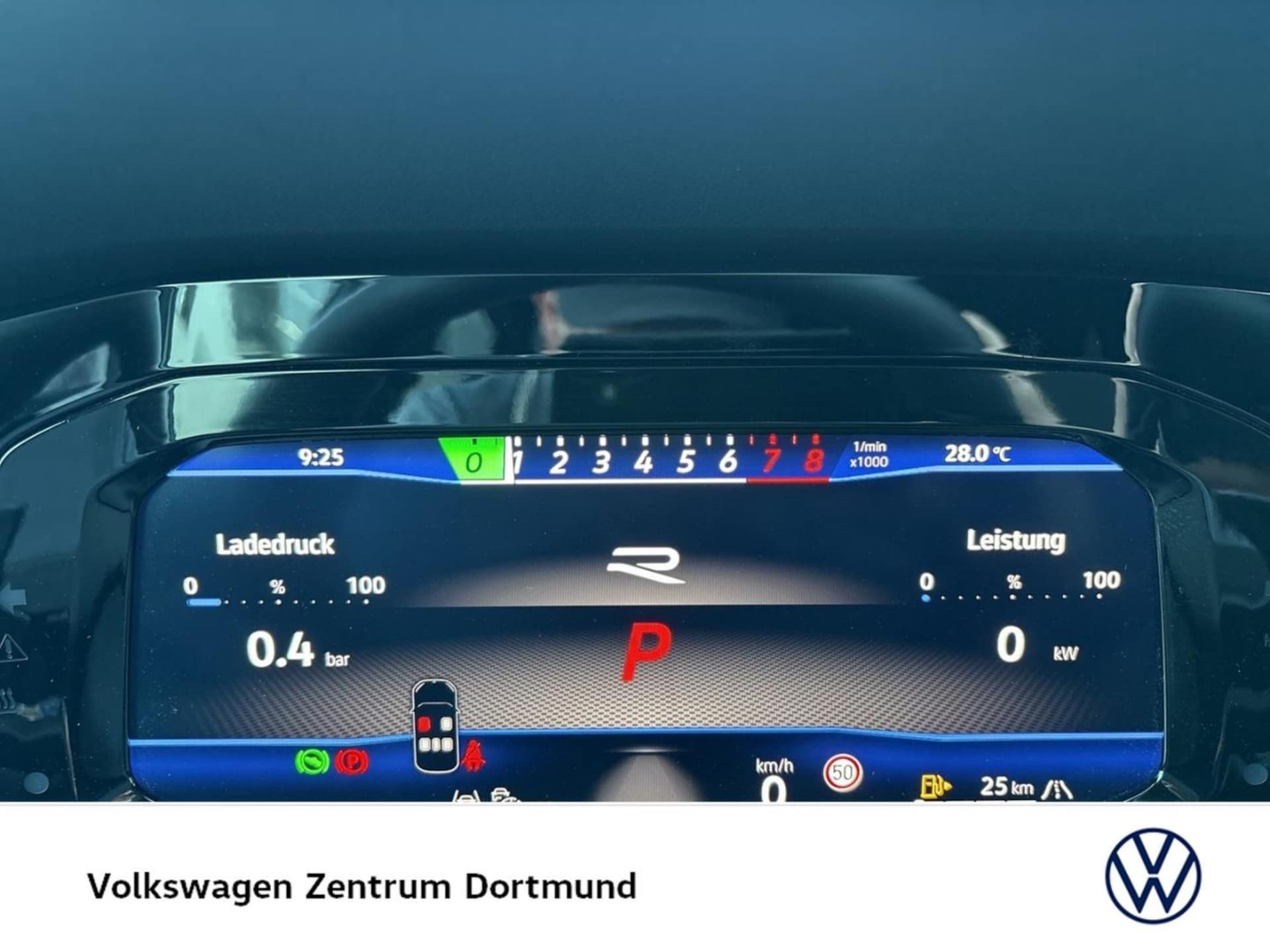 Volkswagen Golf R