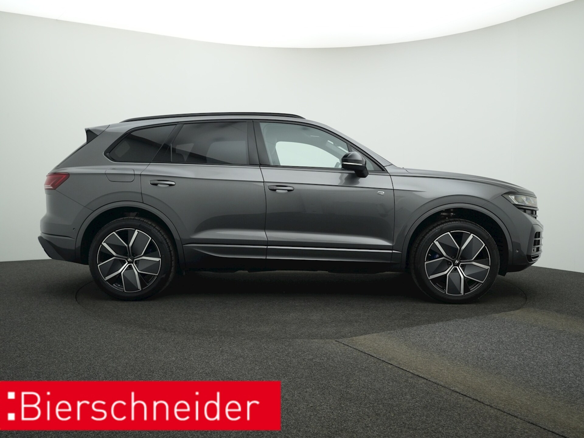 Volkswagen Touareg R