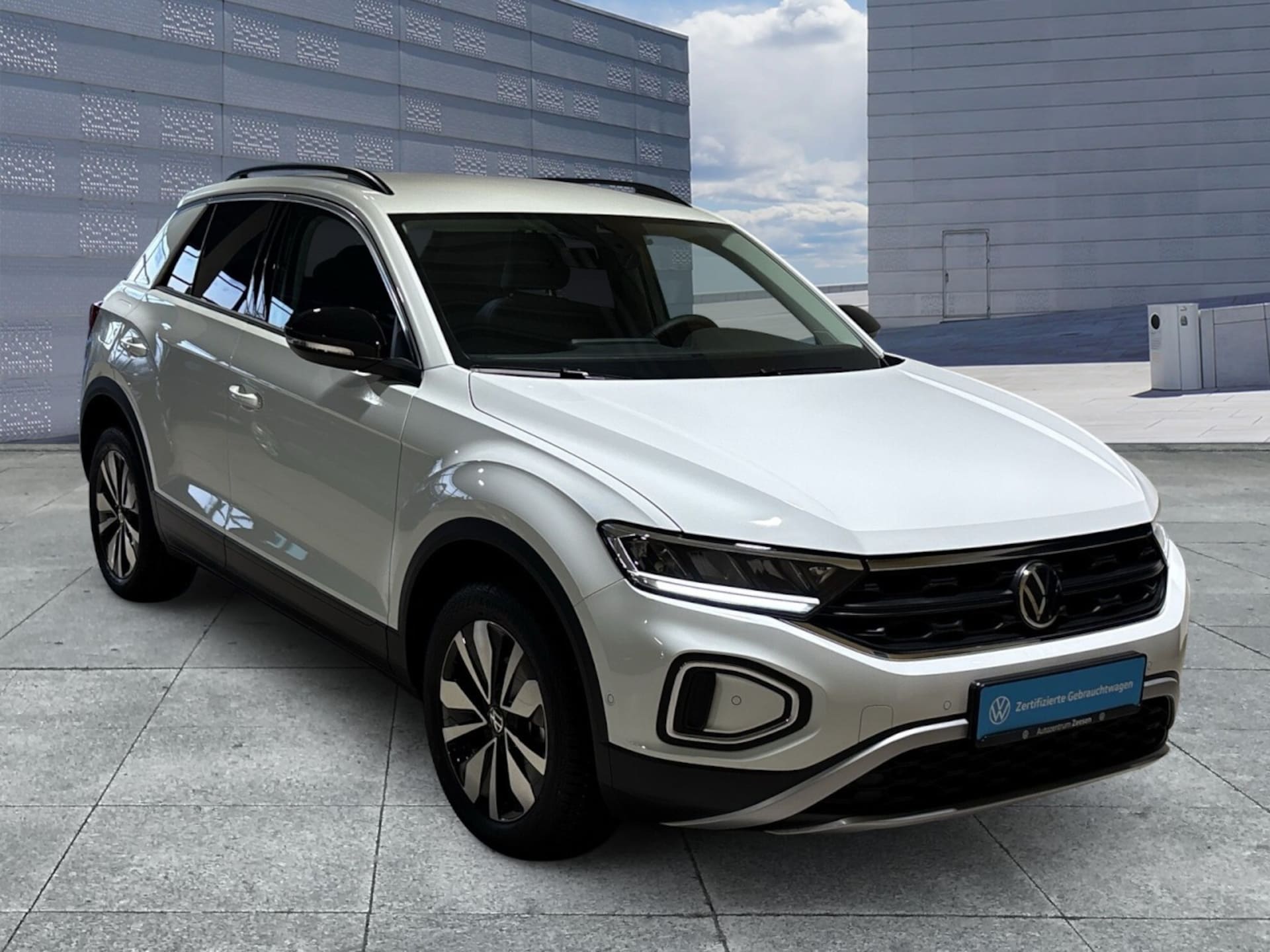 Volkswagen T-Roc Life