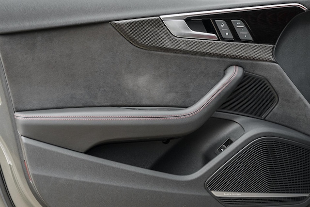2023 Audi S4 Premium Plus - Photo 23