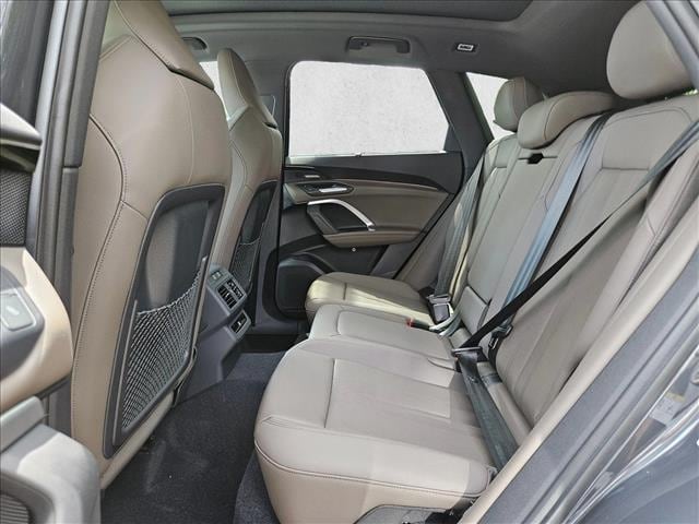 2025 Audi Q5 Premium Plus - Photo 14