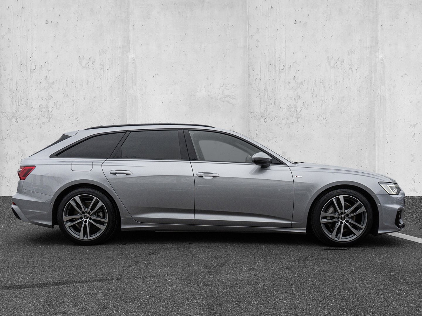 Bild über Audi A6 Avant S line 45 TFSI quattro S tronic - für weitere Informationen kontaktieren Sie den Audi Partner