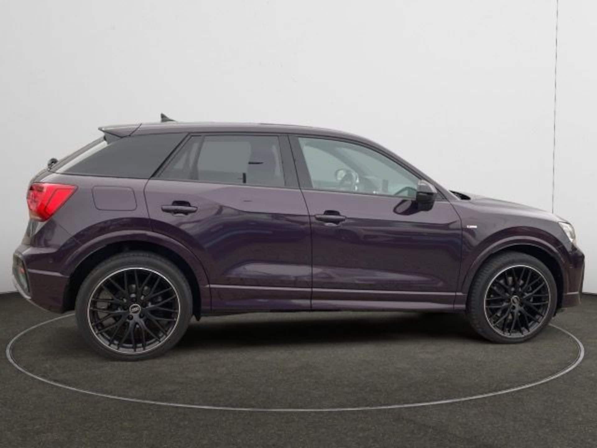 Audi Q2 S line
