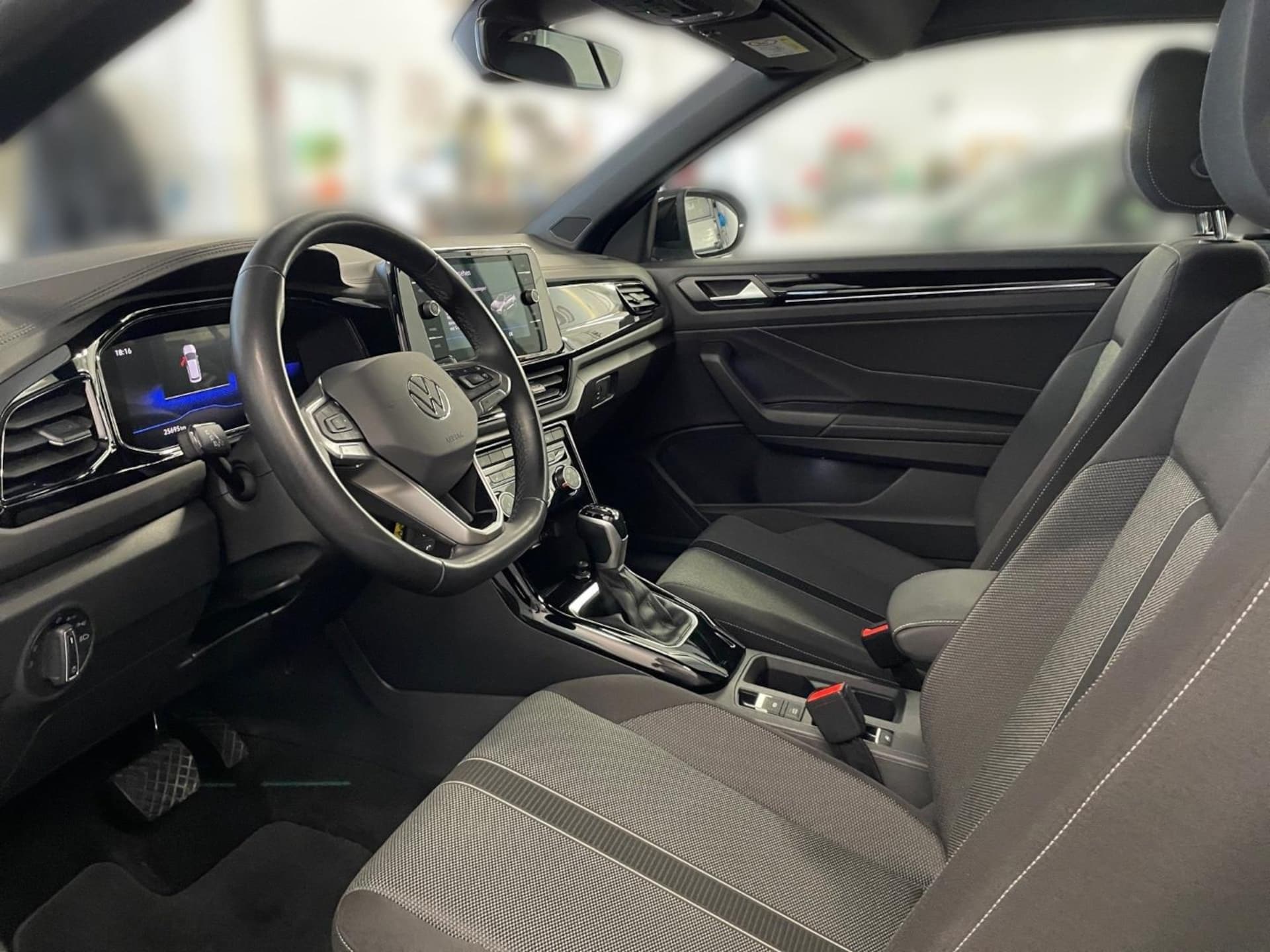 Volkswagen T-Roc Cabriolet Style