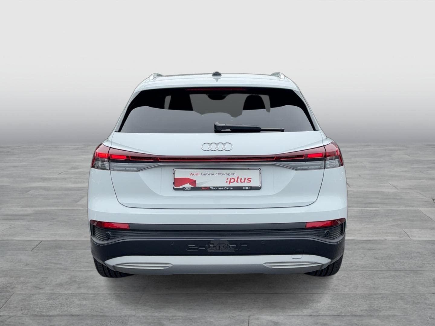 Bild über Audi Q4 e-tron 45 e-tron - für weitere Informationen kontaktieren Sie den Audi Partner