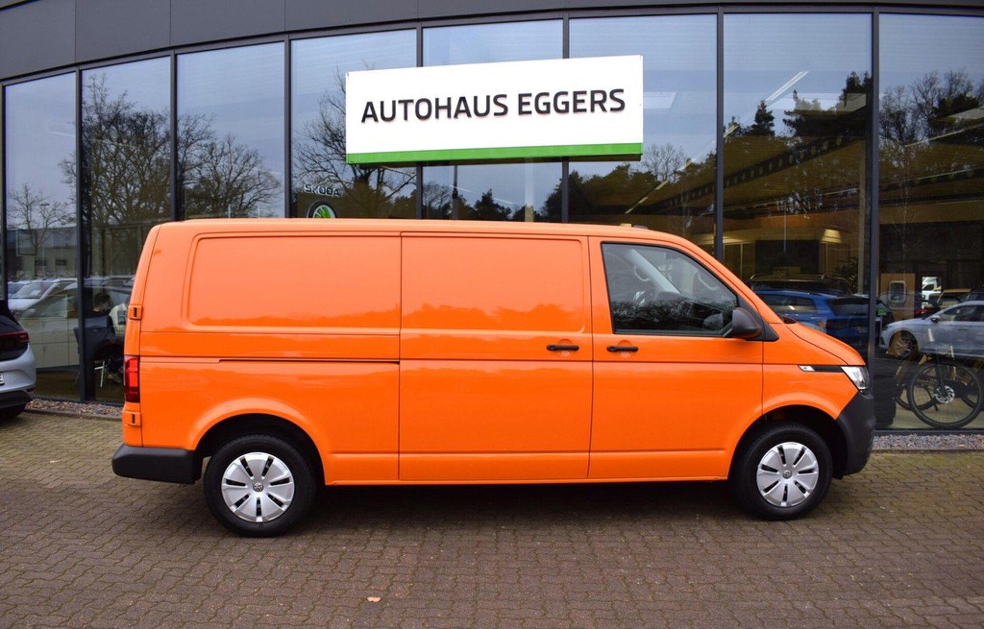 Volkswagen T6.1 Transporter Kasten langer Radstand