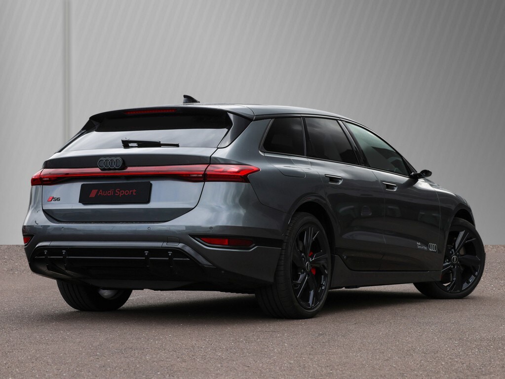 Audi S6 Avant e-tron