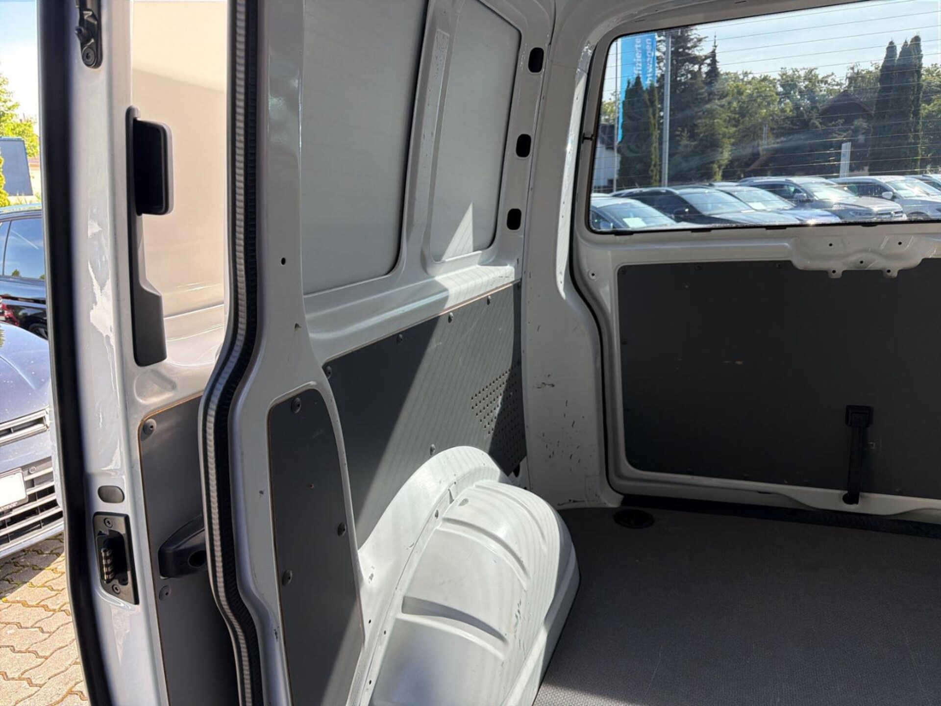 Volkswagen T6.1 Transporter Kasten kurzer Radstand