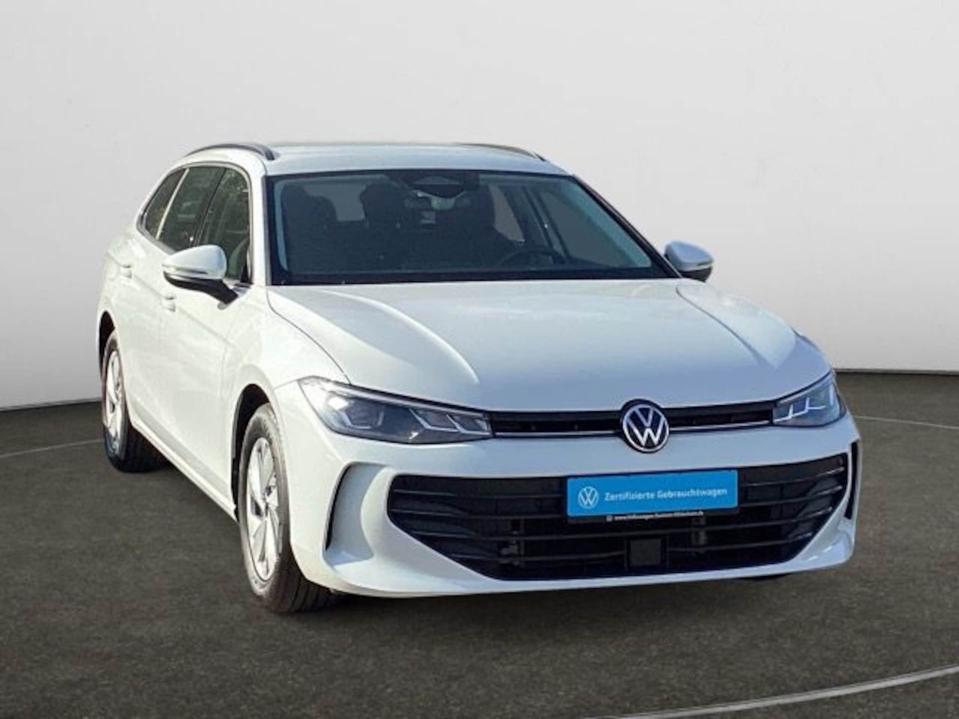 Volkswagen Passat Basis-Modell