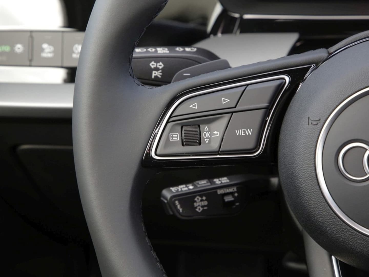 Bild über Audi A3 Sportback S line TFSI quattro 150 kW S tronic - für weitere Informationen kontaktieren Sie den Audi Partner