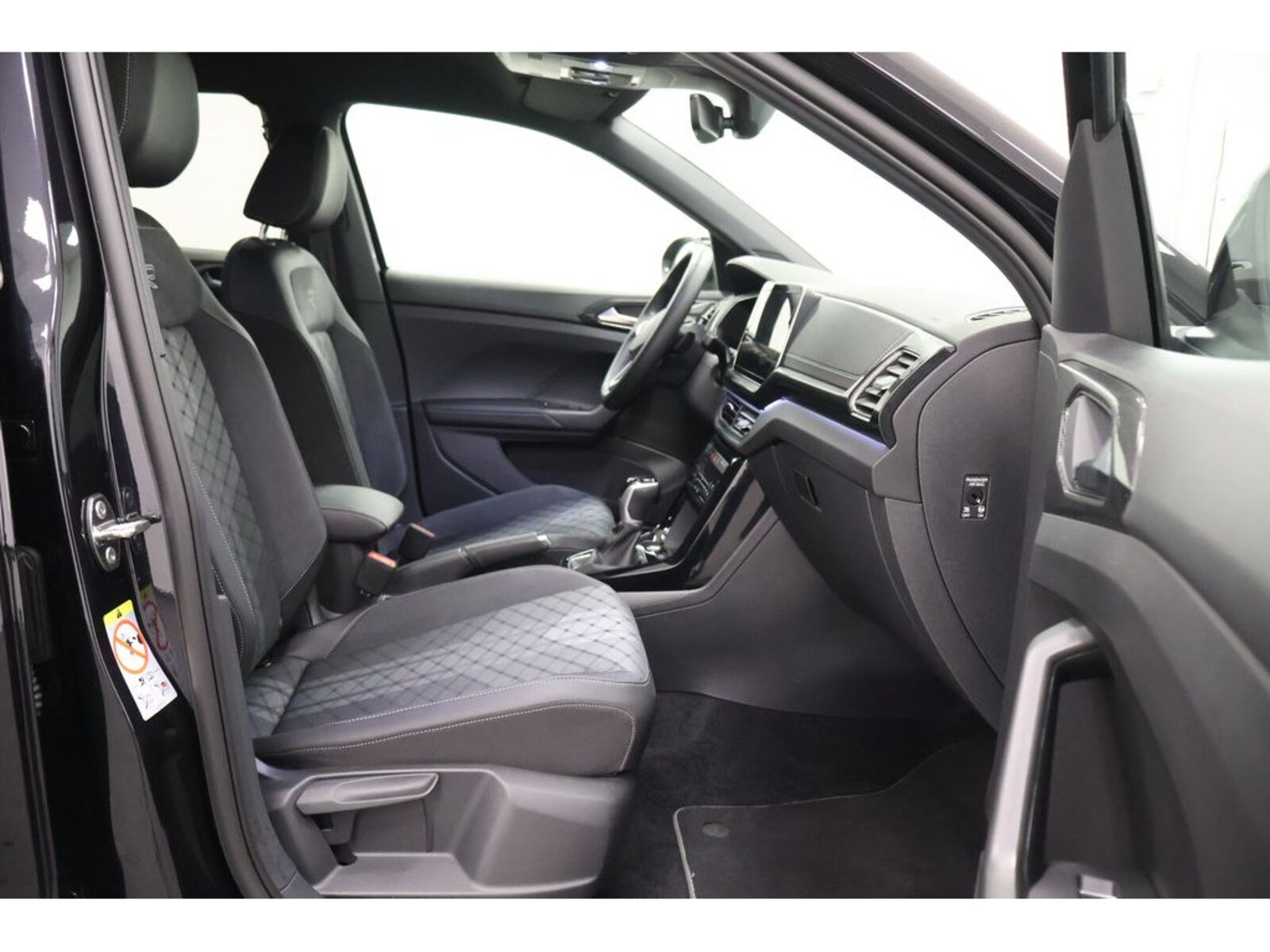 Volkswagen T-Cross – Bild 23