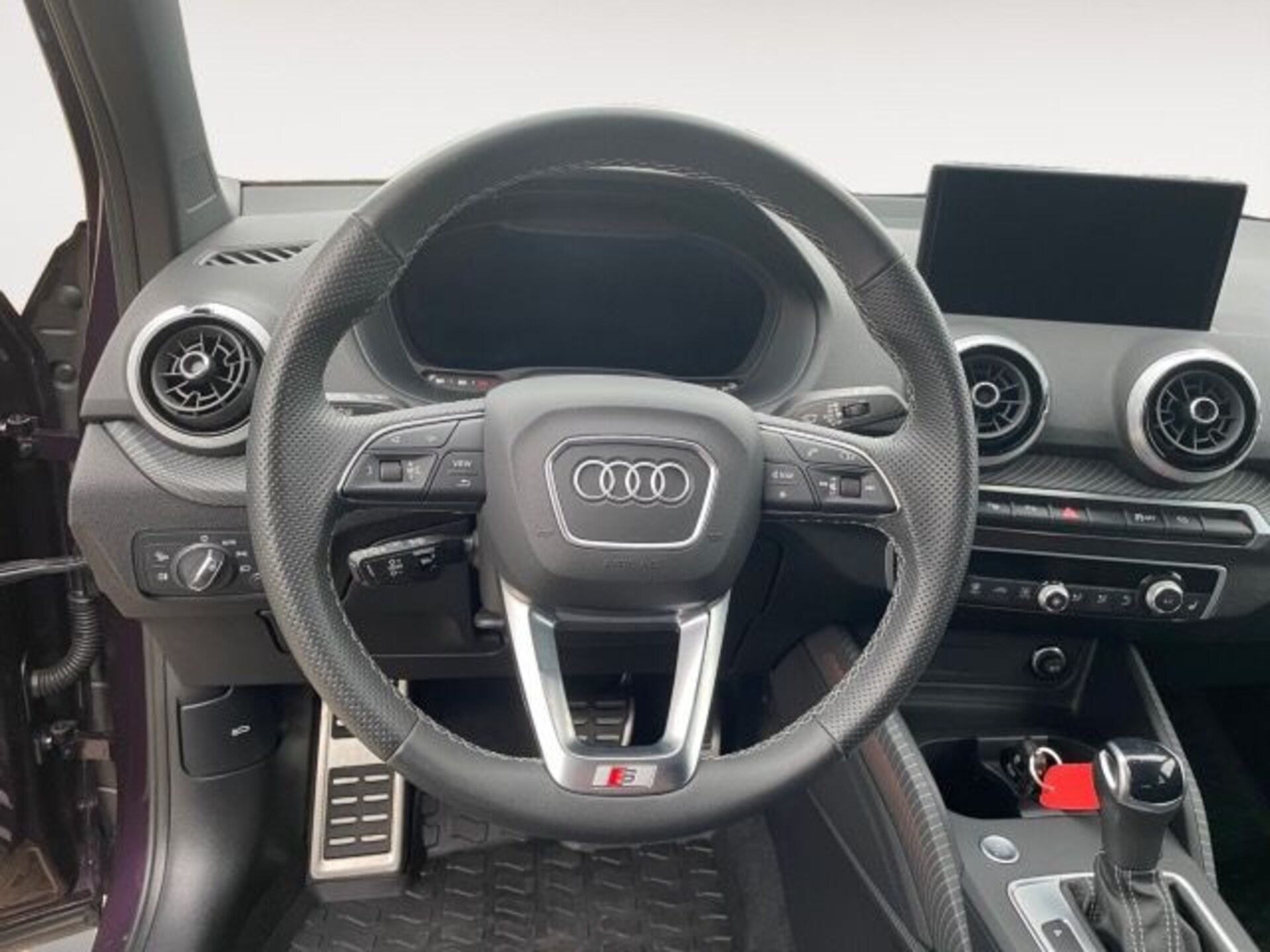 Audi Q2 S line