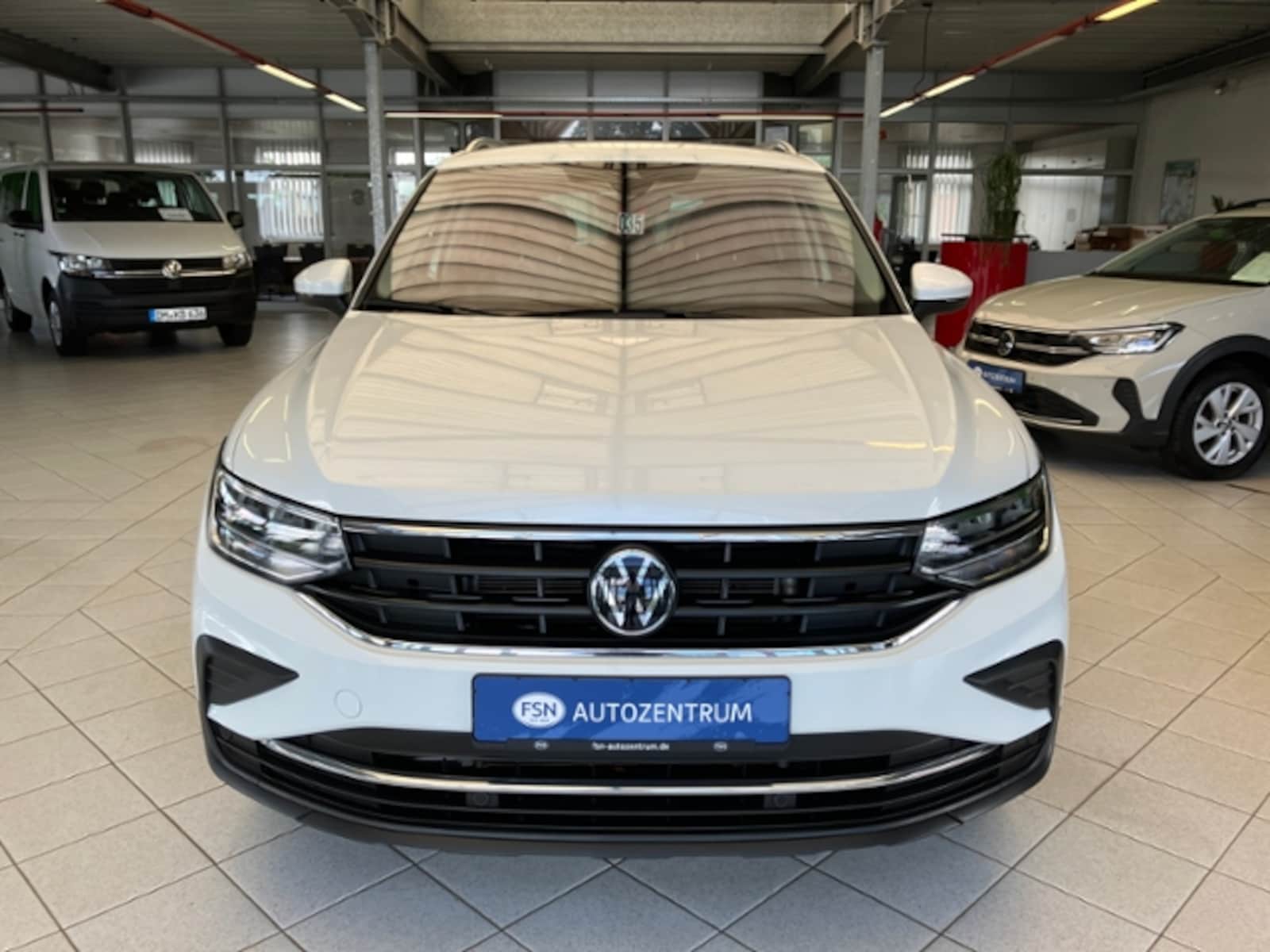 Volkswagen Tiguan – Bild 3
