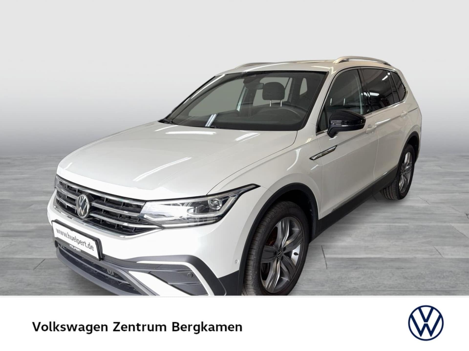 Volkswagen Tiguan Allspace — Volkswagen Tiguan Allspace Tiguan Allspace 2.0 MOVE 4X4 PANO AHK CAM LM19