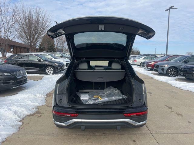 2025 Audi Q5 Sportback Premium Plus - Photo 10