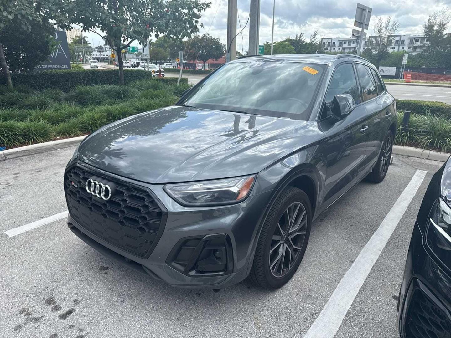 2023 Audi SQ5 Premium Plus's photo