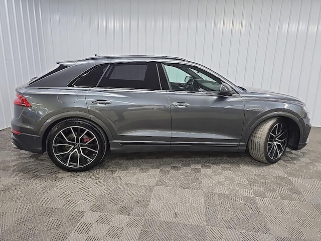 2022 Audi SQ8